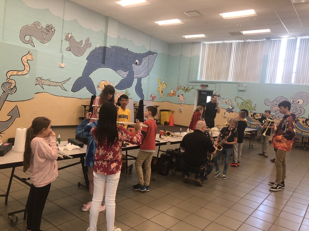 The 3rd graders had so much fun today trying out the instruments! Special thanks to <a href="/russomusic/">Russo Music</a> and the concert band members who helped teach them how to play! #proudbandteacher #SLHBand #instrumentpettingzoo <a href="/SLHeights/">Spring Lake Heights</a>