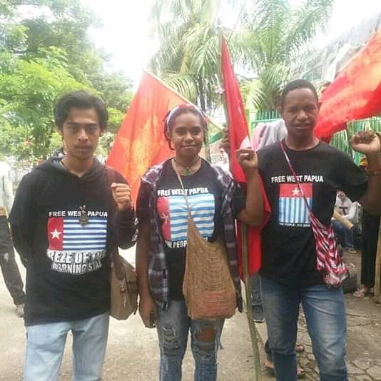 MB20066058's tweet photo. 1 mai 2019 aliansi mahasiswa papua dan FRI https://t.co/2JPhrG4rkl