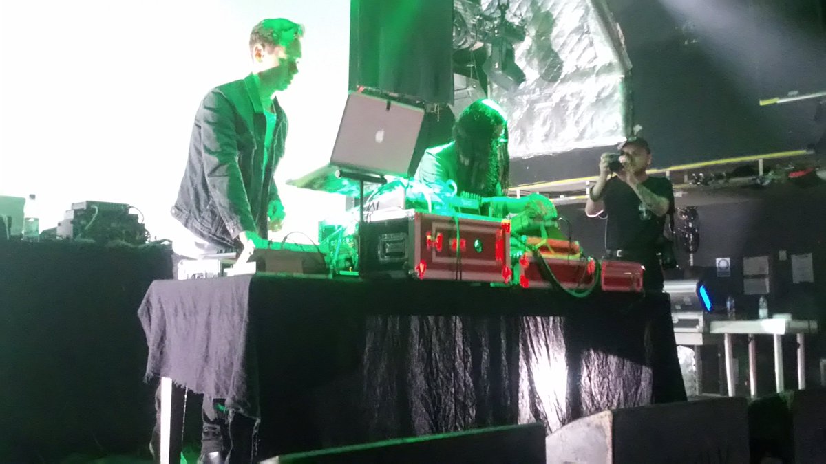 On stage as we speak #KalliMa at the @O2Islington #London #UK supporting #AtariTeenageRiot

<a href="/KalliMaNoise/">Kalli Ma</a> <a href="/Alec_Empire/">Alec Empre</a> @ATR_official #ATR @Nic_Endo #Electronica #DigitalHardcore #Dance