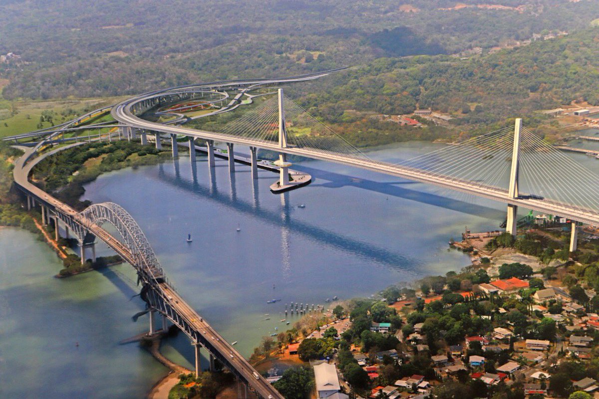 Hoy compartimos otro día histórico para Panamá con la primera palada que marca el inicio de los trabajos de construcción del #CuartoPuente sobre el Canal de Panamá. #PanamáCumplimos