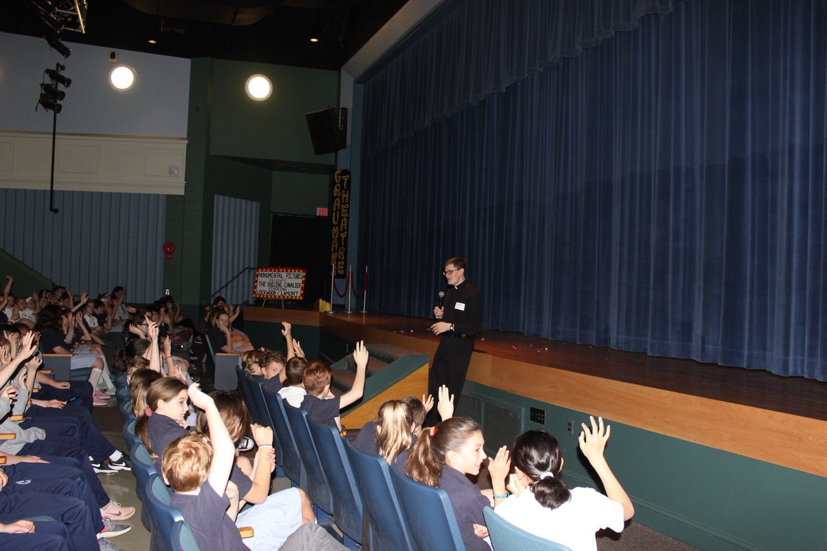 ancillaerel's tweet photo. @AncillaeAssumpt Thank you to Brendan Zehner '07 who returned to Ancillae to share with students in 5th-8th grades what he has learned about discerning your vocation. Please pray for Mr. Zehner and all studying for the priesthood at St. Charles Borromeo Seminary! @StCharlesSem https://t.co/U3UJAqQfJd