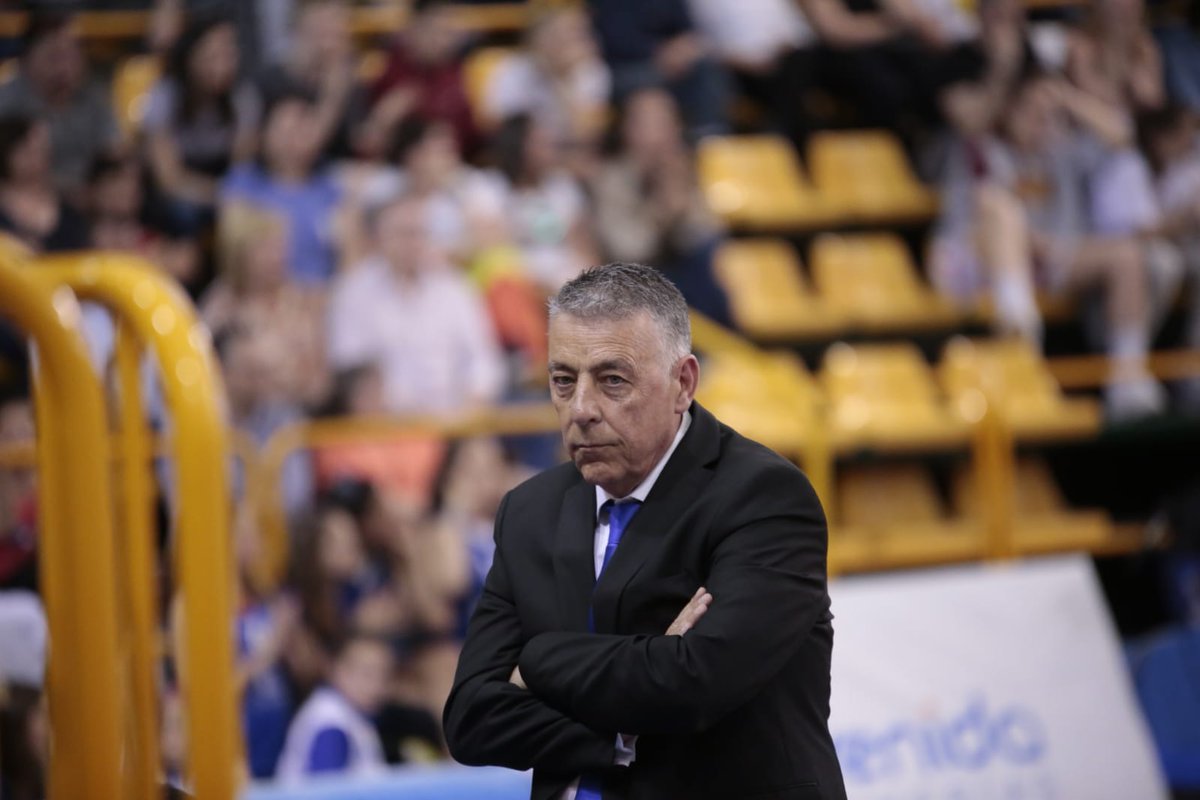 CBAvenida's tweet photo. FINAL DEL PARTIDO‼️
👉NO hemos dicho la ÚLTIMA PALABRA🏀
🏀 @CBAvenida 64 🆚 @unigirona 70
⏰ FINAL del 4⃣ cuarto
📺 @teledeporte
🎙️ @SERSalamanca
📸 @AlexAvenida
#FinalLigaDIA https://t.co/9DinOfkwXz