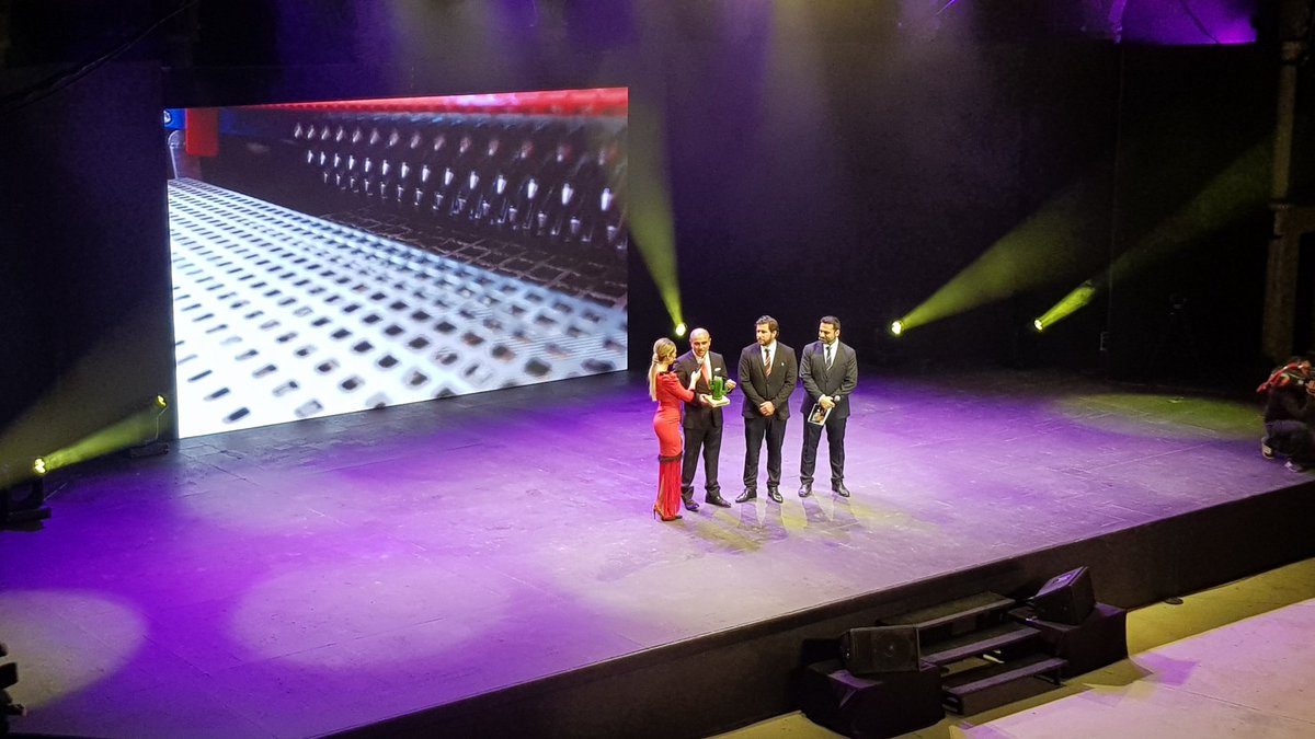 La7_diariocampo's tweet photo. Premio a la Industria para Agromediterránea en #IIPremiosDDC en @La7_tv https://t.co/HIQNZXi0uV