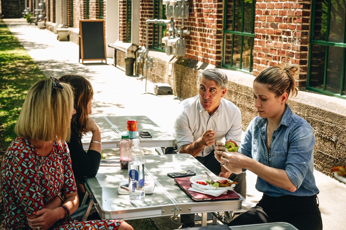 TrevelinoKeller's tweet image. How does T/K celebrate that it's almost Friday? With a veggie burger cookout. We had perfect weather and even better food. #agencylife #atlagency #pragency