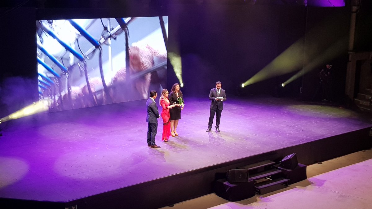 La7_diariocampo's tweet photo. Premio a la Alimentación para Quesos Ruperto en #IIPremiosDDC en @La7_tv https://t.co/LdzCKfhIkD