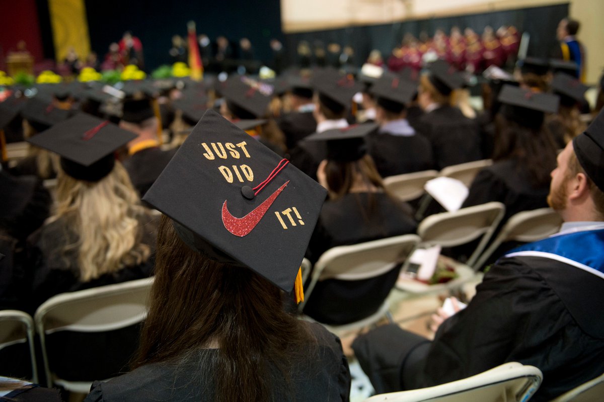 SimpsonCollege's tweet photo. 2. More. Days. Seniors, are you excited for graduation? Share your photos with us using #scgrad 🎓 https://t.co/vTdvrDcI4V