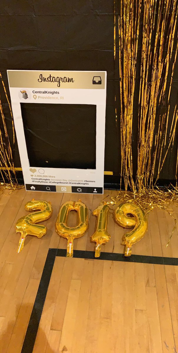 The College Advising Corps at Brown University celebrated another #DecisionDay at Central High School yesterday with adviser Jurenny Jimenez in Providence, RI. Here are some snapshots of the event. Congratulations! #SeniorSendOff #BetterMakeRoom <a href="/AdvisingCorps/">College Advising Corps</a>