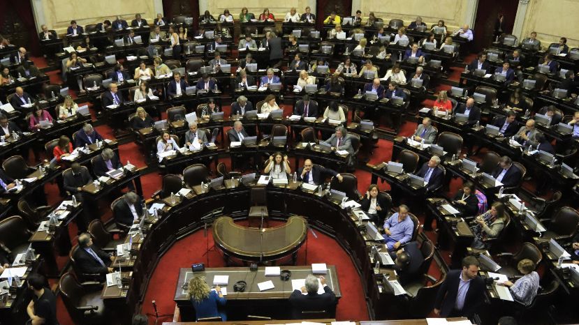 Dicsys_SA's tweet photo. #LeydeEconomíadelConocimiento

Dicho proyecto presentado en el Congreso tiene media sanción y se propone duplicar el empleo y llevar las exportaciones de los #SBC a US$ 15 millones en 2030.

Hacé click y enterate→ https://t.co/IgA779o1Ph
Fuente: @Cronistacom
#LeydeSoftware https://t.co/4L7cbONxaN