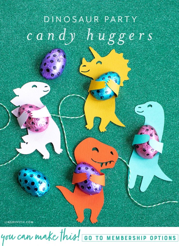 hese dinosaur candy huggers would be perfect for a kidâs birthday. Or you can use them to make a fun little treat even more exciting. #dinosaur #dino #dinosaurparty #dinosaurbirthdayparty #svg liagriffith.com/dinosaur-candy…