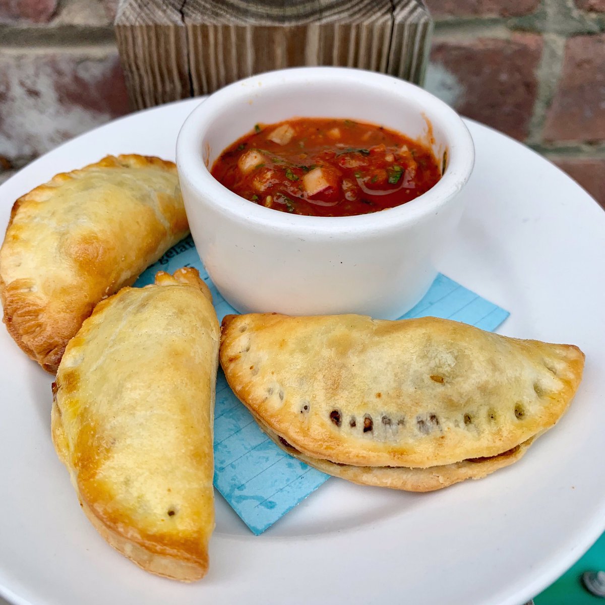 Limestone Pizza tweet media