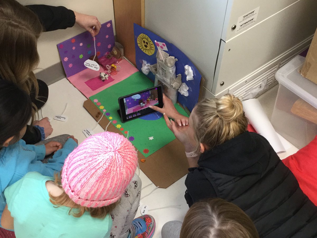 MandyMurph0024's tweet photo. We had some visitors from the SRSS come and visit us to help turn our stories into Stop Motion Videos🎥 Lots of collaboration and perseverance shown by all! https://t.co/h1SHenfPo0