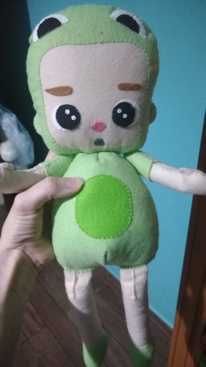 EsquiLeti94's tweet image. #TheMagicalFeed 

Pensem num produto super bem feito, fofo e que vale muito a pena ter... Esse é meu monchinho do #Hyungwon feito pela @TheMagicalStore 

Ps: o Mon.G foi um pedido extra especial que ela topou atender!!