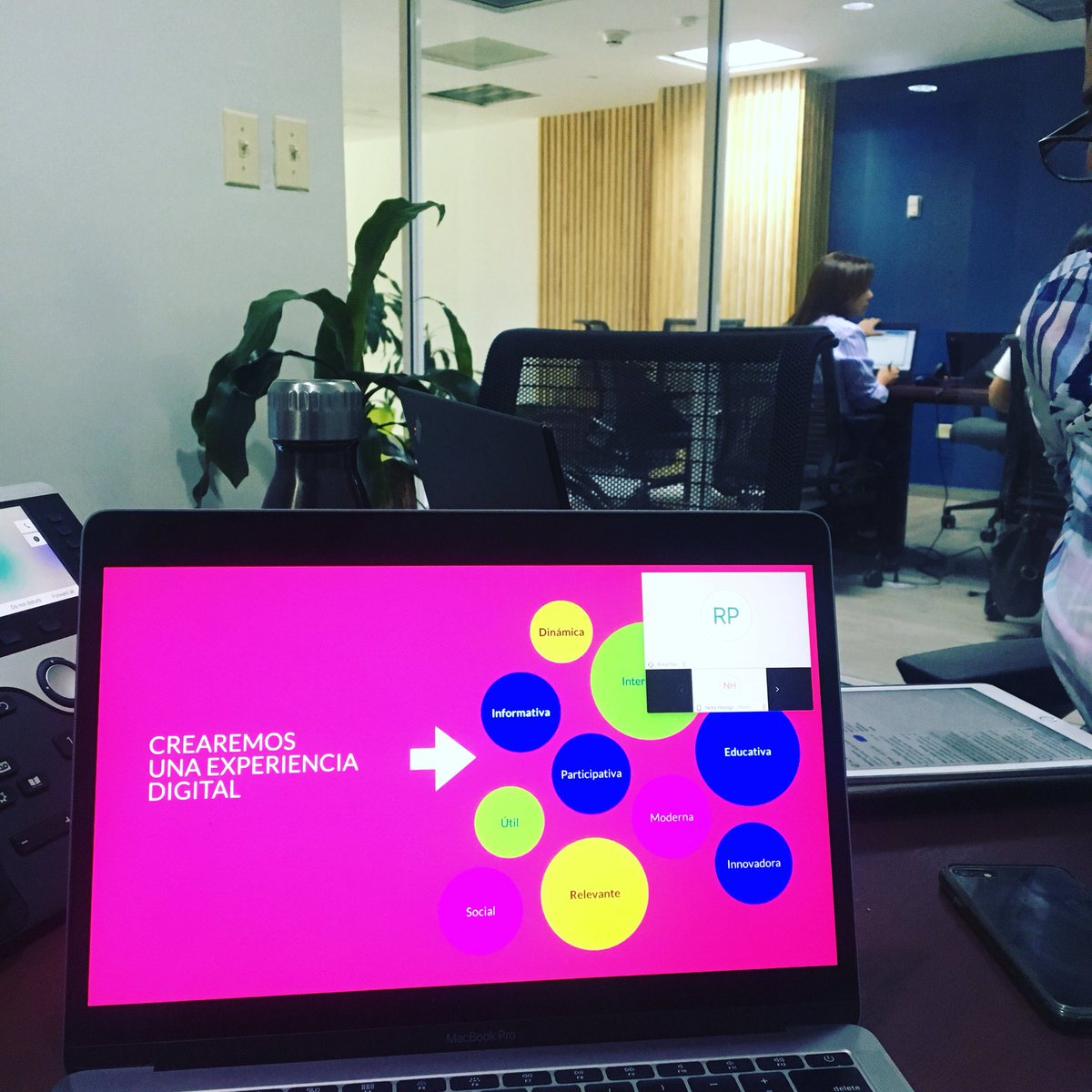 claudiaolmedo's tweet photo. Changing the game. 

Hoy en #elBID presentando una propuesta disruptiva para el uso de la tecnología y #gamification con fines de #inclusion y creación de competencias para la vida en mujeres jóvenes del TN #cocreation #APPs #usercentereddesign #tecnologiaparalainclusion https://t.co/S7R5TZApta