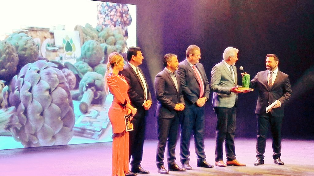 Proexport (@proexport_spain) on Twitter photo Antonio Galindo, presidente de <a href="/alcachofa_es/">@alcachofa_es</a> recibe el Premio Diario del Campo a la #Promoción Antonio Galindo, presidente de <a href="/alcachofa_es/">@alcachofa_es</a> recibe el Premio Diario del Campo a la #Promoción