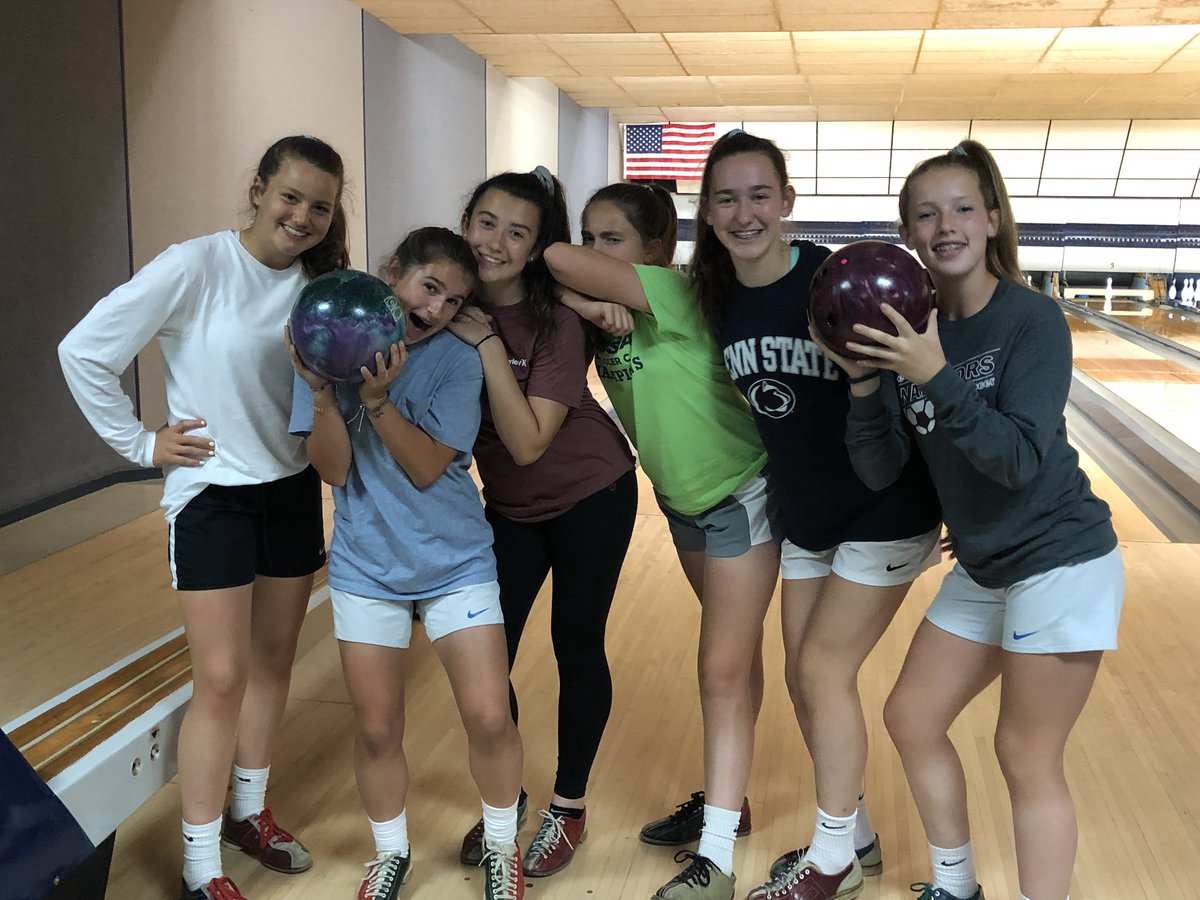 JohnColgan13's tweet photo. End of the season party! https://t.co/hbRUXD8Nid