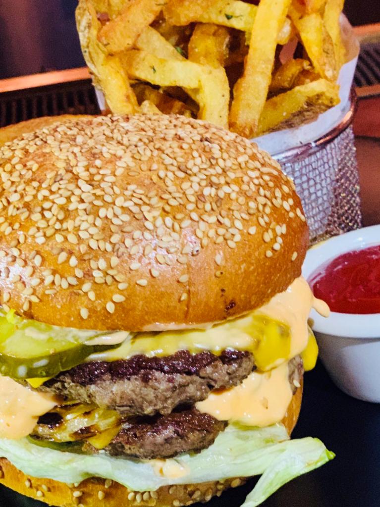 Strip House (StripHouse) Twitter