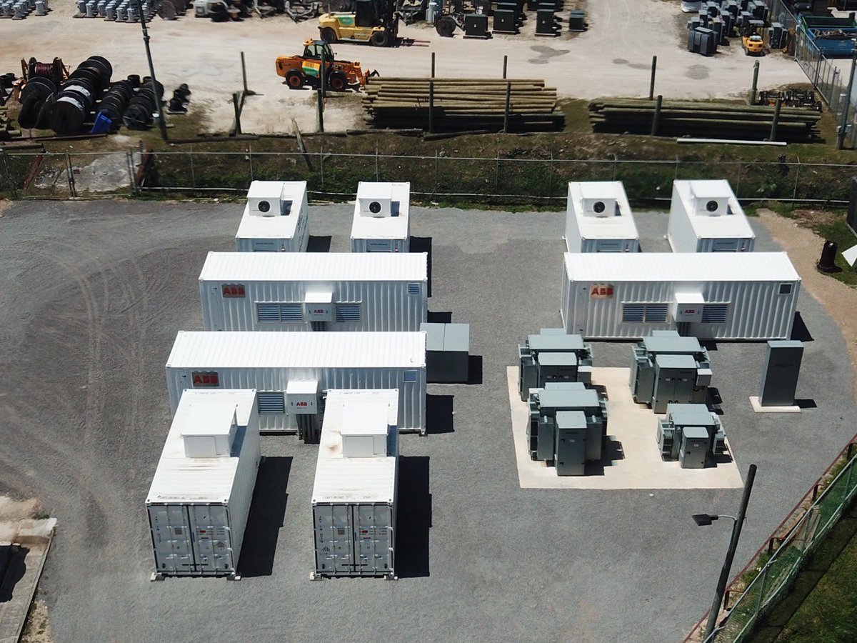 DeltroGroup's tweet photo. Flyover Pics of recent project in Bermuda https://t.co/ZcZk9XLyQF
