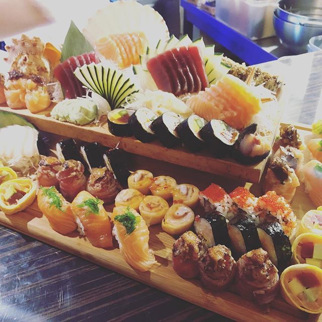 SUSHIDOURO's tweet photo. 224 919 158|917 414 452
Rua Fonte da Luz, 217 Foz|Porto https://t.co/1fyk7MnxJv