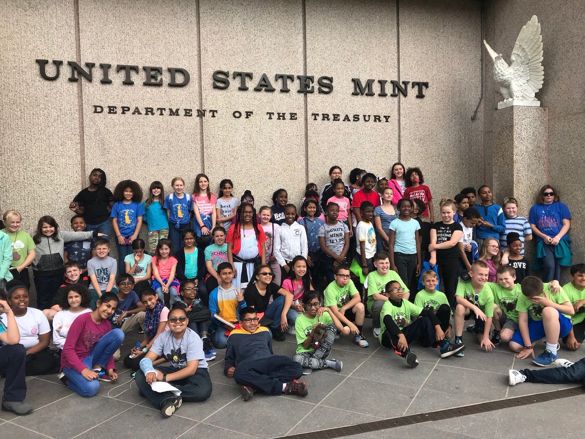 ChristinaK12's tweet photo. Advanced Academics students from #MarshallES, #LeasureES, #GallaherES, #WilsonES and #SmithES spent a wonderful day exploring the city of Philadelphia - @phillyzoo, @usmint, @ConstitutionCtr, Betsy Ross House 🇺🇸and the Liberty Bell https://t.co/SDMKS1guMv