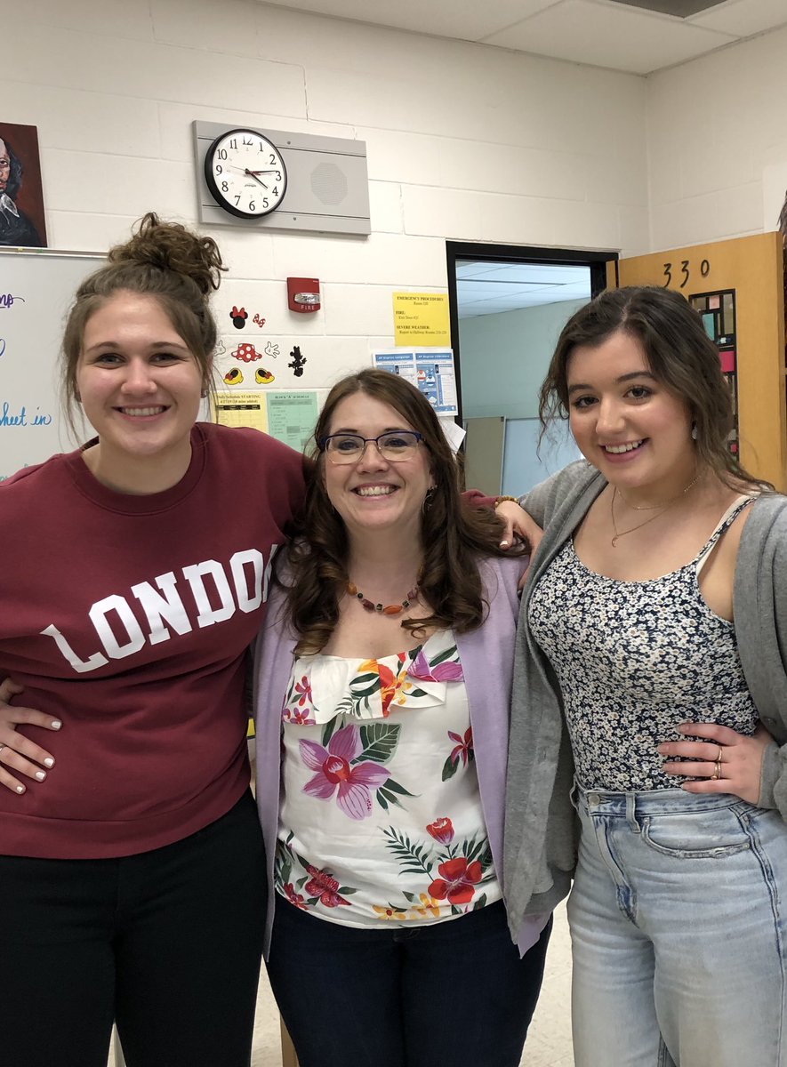 kasaunfell's tweet photo. Iβm so lucky to have such an amazing person in my life to teach me, coach me, and laugh with me. I love this teacher with all my heart and I am blessed to have her in my life. #forensics #APisLit #bigmood https://t.co/ACbFzgryM4