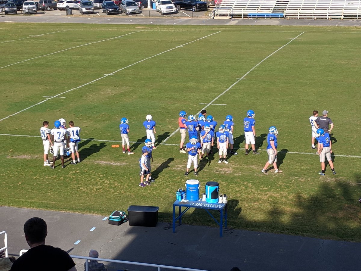 ArmucheeMiddleBoosters tweet media