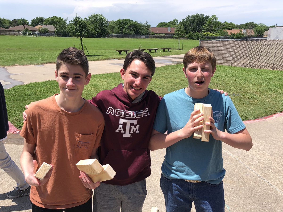 CoachKetcham's tweet photo. It was a Tech 1 rite of passage day. Scrap wood jenga!
#TechInRealLife https://t.co/09fAXyEMf2