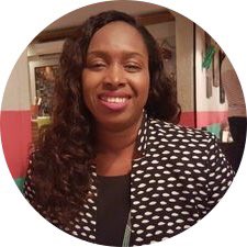 cyriacgbogou's tweet photo. Saviez-vous que Mme @marykahnd est médecin de formation ? Elle est est rentrée comme délégué médicale chez @Nestle qui a été un tremplin pour la conduire vers sa passion : le marketing. Ce qu’elle fait chez @VivoenergyGN depuis 5 ans. #Fonuf2019 #Kibaro https://t.co/lY6fGfnsuK