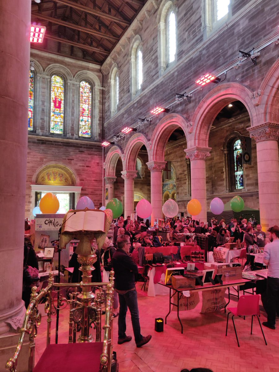 workshopmakes's tweet image. The #cathedralquater Arts Festival in #belfast kicked off tonight! Set in the STUNNINGLY beautiful St. Anne&apos;s Cathedral. 

HUGE thanks to @littlefoxevents for having us, we had a great time! 
@BelCathedral @Cqaf
 #CQAF #CQAF19 #CQBazaar #shoplocal #art #design #NorthernIreland