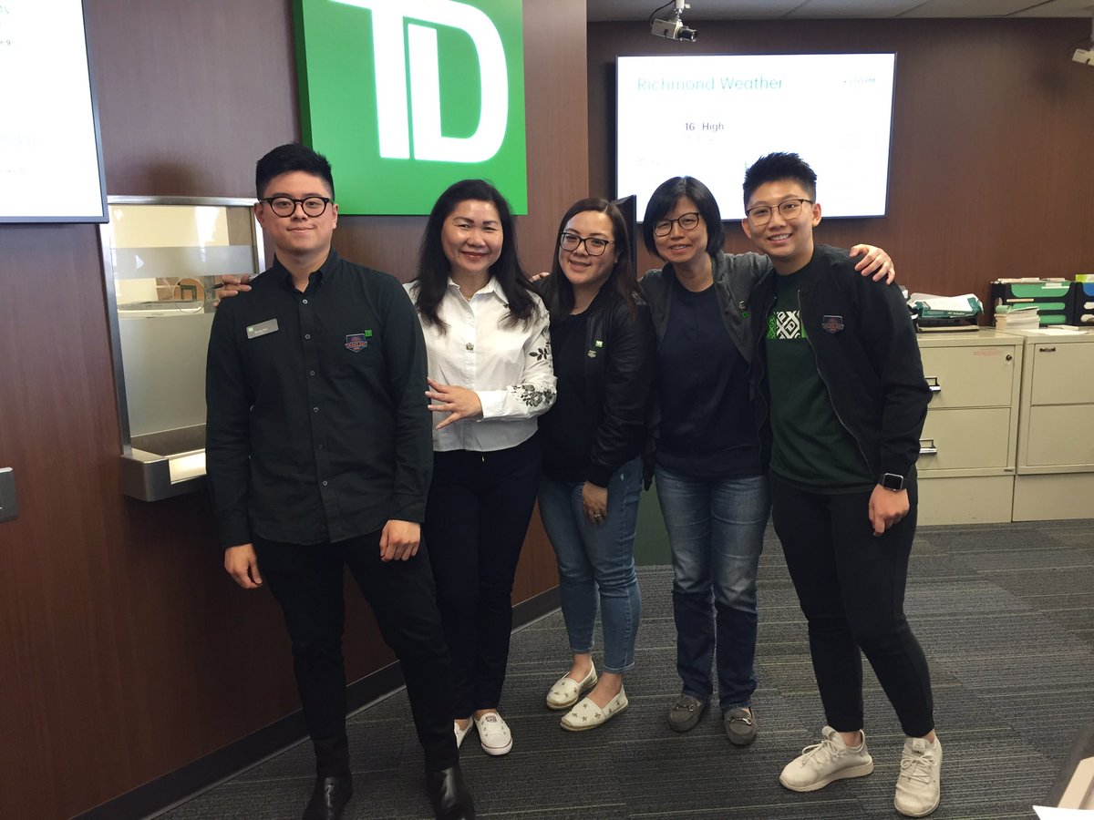 #teamRichlea #JeanUp to support <a href="/BCCHF/">BCCH Foundation</a> today👖👖👖@CynthiaLeung11 <a href="/melanie_cheung/">Melanie Cheung</a> @NicoleKubica_TD