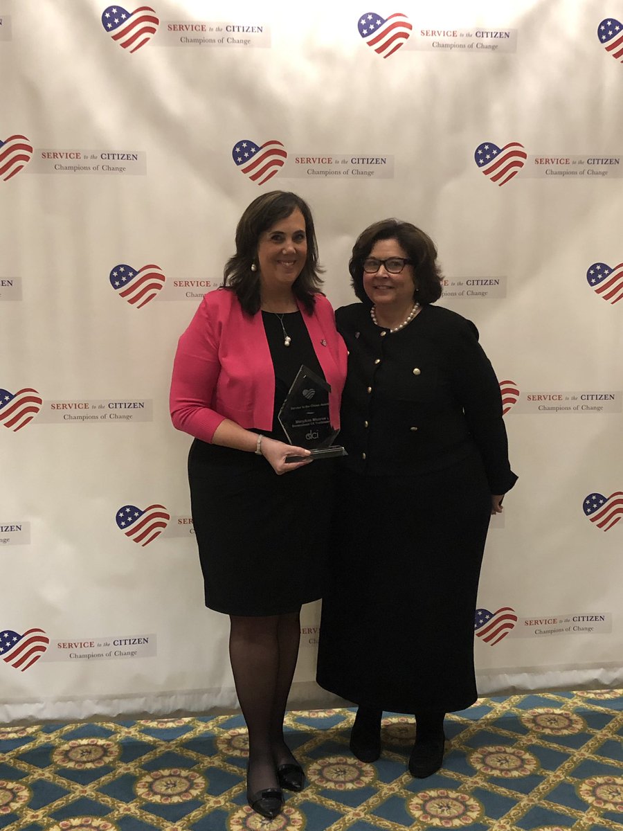 MonroeMaryAnn's tweet photo. What an inspirational tribute to many special people who are so dedicated to improving Govt services and CX. It was a true honor today. #STTCAwards @marthadorris Thank you for your passion, friendship and sitting down in my office that day.. https://t.co/kedjG7u3rH