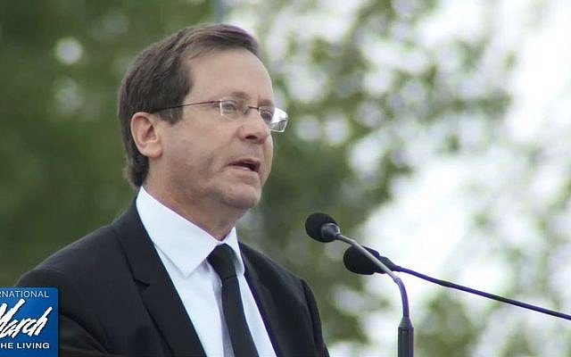 HebreosNet tweet media