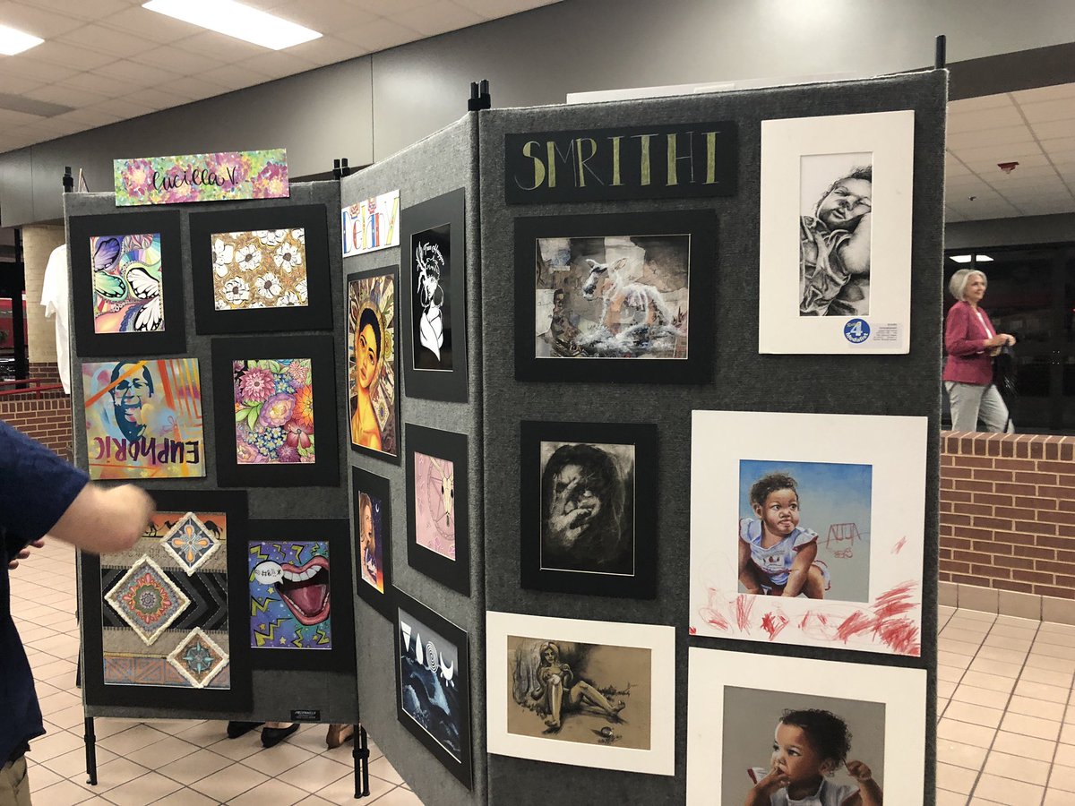 Angie Applegate tweet media