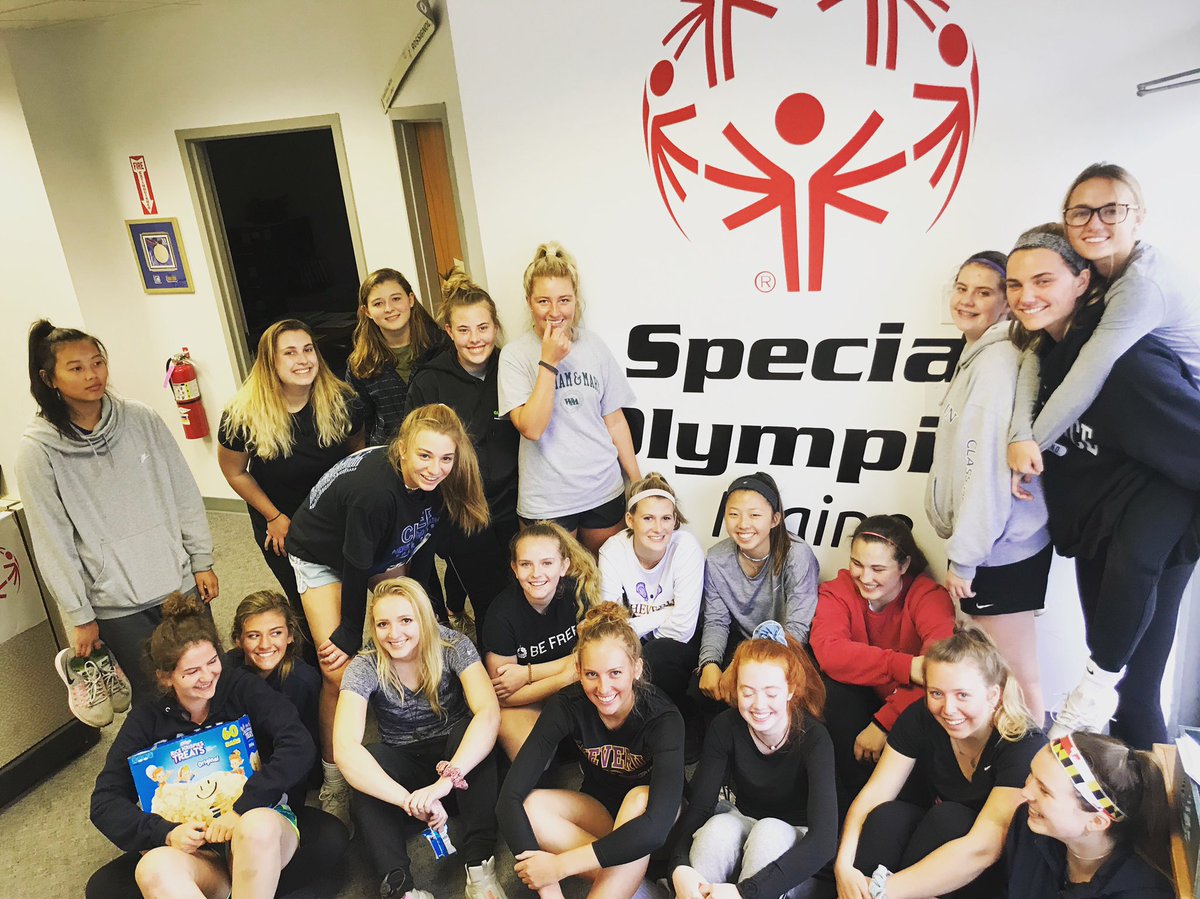 Cheverus_Stags's tweet image. Girls lacrosse spent the afternoon volunteering with Special Olympics Maine at the state office in Portland! Many of the girls helped with putting together “Young Athlete Kits” that allow children with intellectual disabilities to enjoy functional movement games! #PeopleForOthers