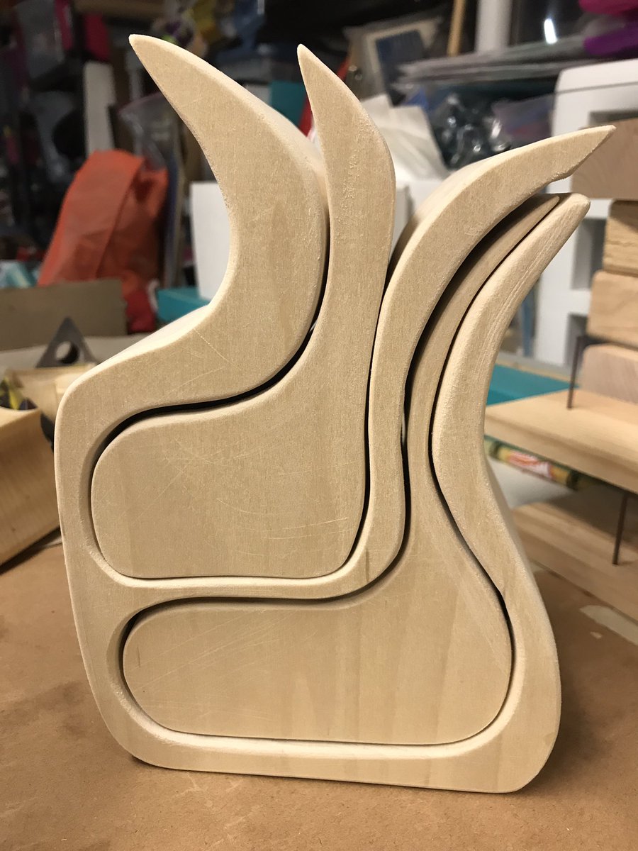 MadeByRP's tweet photo. Another version of the #starrynight #jewelrybox. This box opens on both sides and I typically paint each side a different color.  Turn it around to display the color that best suits your mood. Still a lot more work to do on this one.  #woodworking #makersgonnamake https://t.co/zftw1Oo3WI