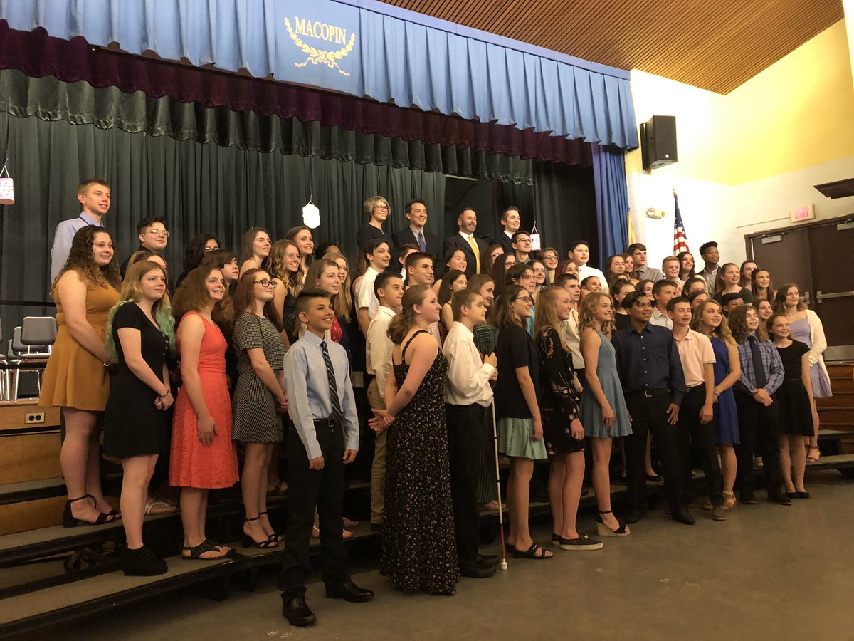 nina_pearsall's tweet photo. Congratulations to all the inductees at the National Junior Honor Society! Very proud of all of our students and their high accomplishments. #wmhighlanderpride @WestMilfordSupt @daniel_novak_WM @Macopin_AP https://t.co/WrAAh2dvVE