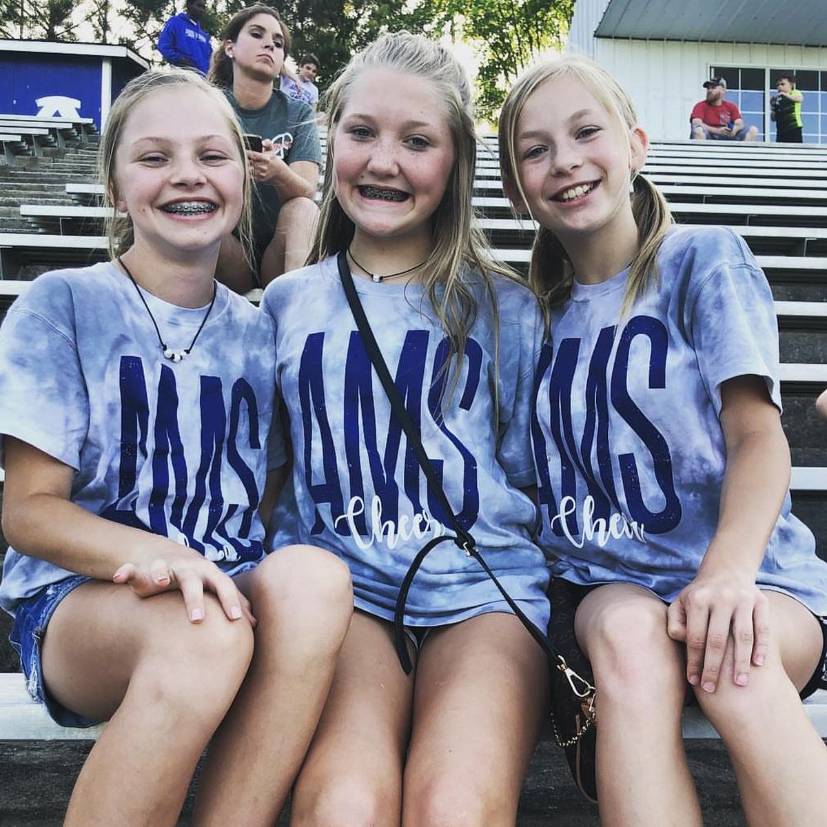 ArmucheeMiddleBoosters tweet media