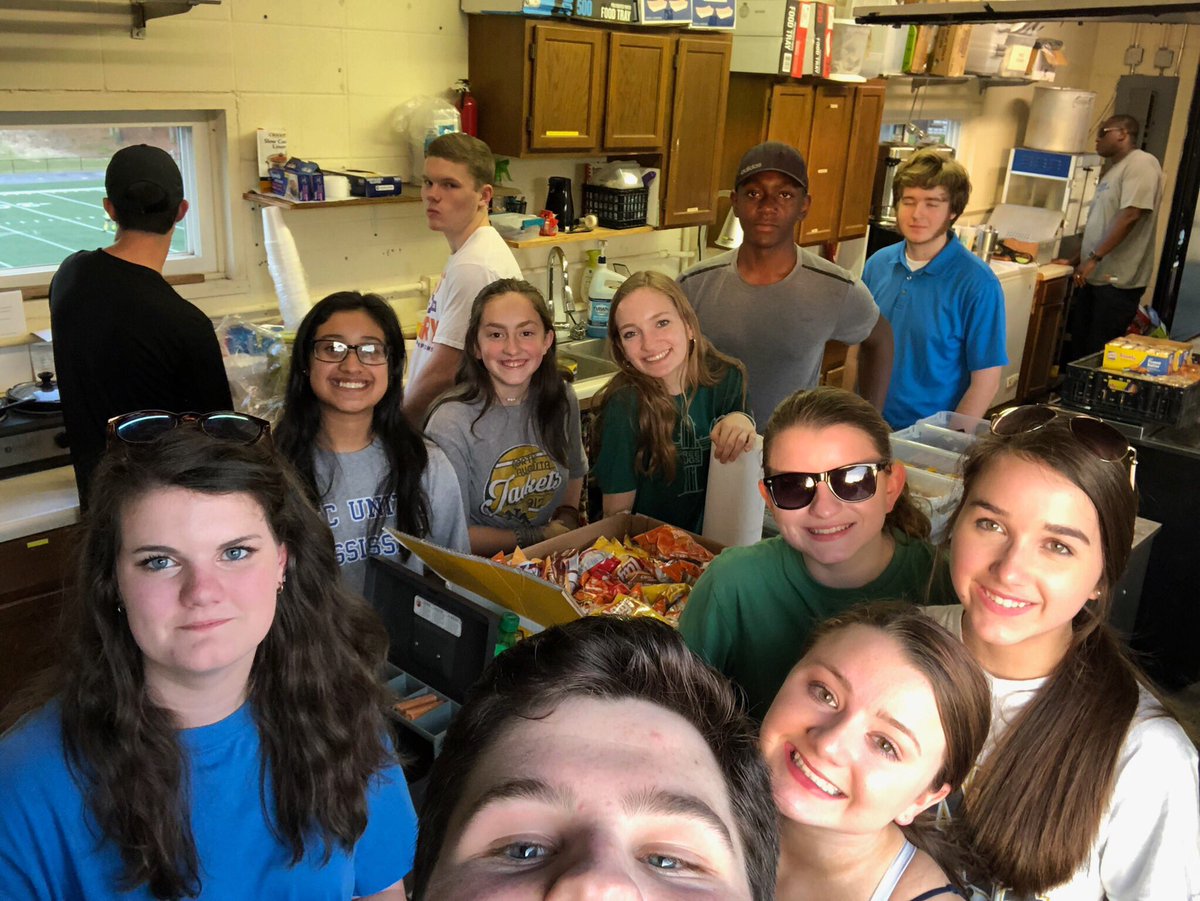 NAHSBetaClub's tweet photo. Beta Kids!!! #whyiteachnahs #affecttheculture  #leadbyservingothers https://t.co/Af6hSaGKdX