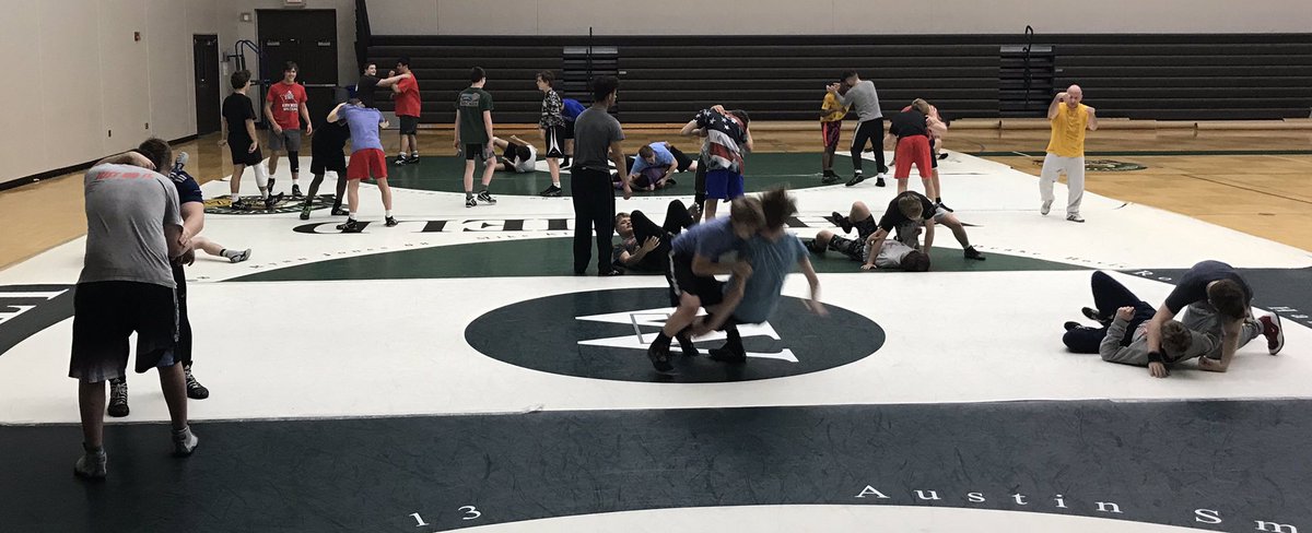 Pioneer_Pete's tweet photo. Squad is getting ready for Freestyle State in Sedalia on Saturday. #KeepWrestling #KeepImproving #TeamStLouis https://t.co/w0Iel0JpbJ
