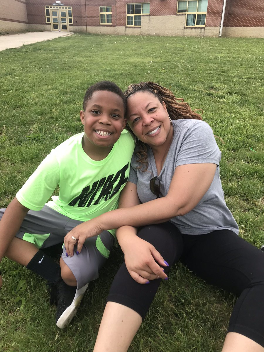 _STinsley's tweet photo. Big thanks to all of the @LMRBoys family members who joined our boys today for the practice 5K!! With your support, we are ready to compete this weekend!! #wilburinspired https://t.co/mJKm61C2st