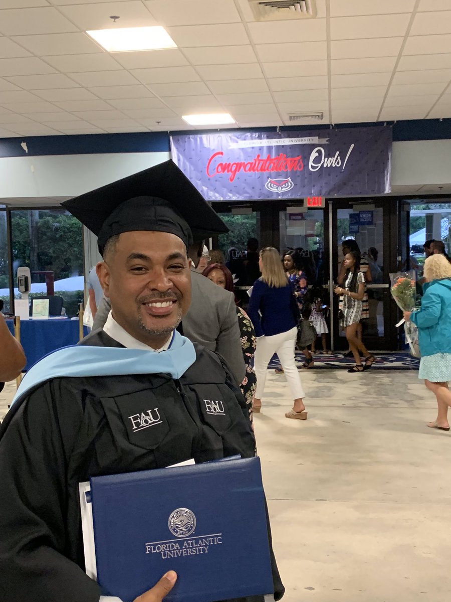 SchoolCounsEV's tweet photo. Proud sister moment! Look who got their Master’s in Educational Leadership from @FloridaAtlantic @DanielMVivar. 58 years ago our father immigrated from Cuba 🇨🇺 for a better life. Thank you Papi for everything! #FirstGenerationBachelors #FirstGenerationMasters @jamesthomas3601 https://t.co/3U2jfS70Ol