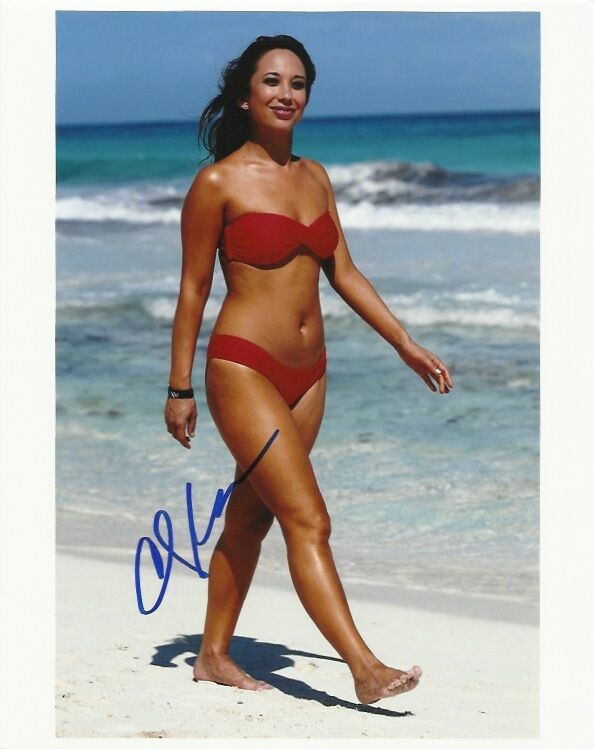 Happy Birthday, Cheryl Burke!   