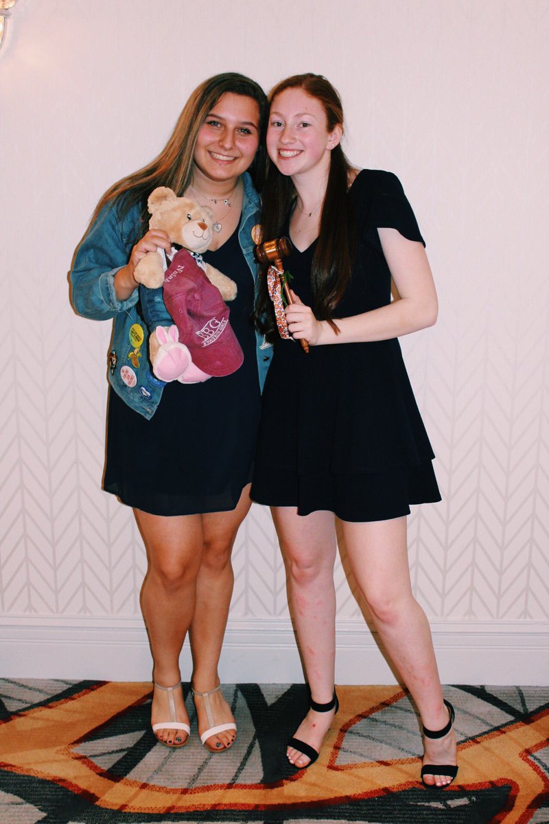 This is Caitlin Fagel, DAMN proud 17th regional N’siah of the GREAT Midwest Region, signing off :) thx for an amazing year. Best of luck to Ali and all of 18 <3