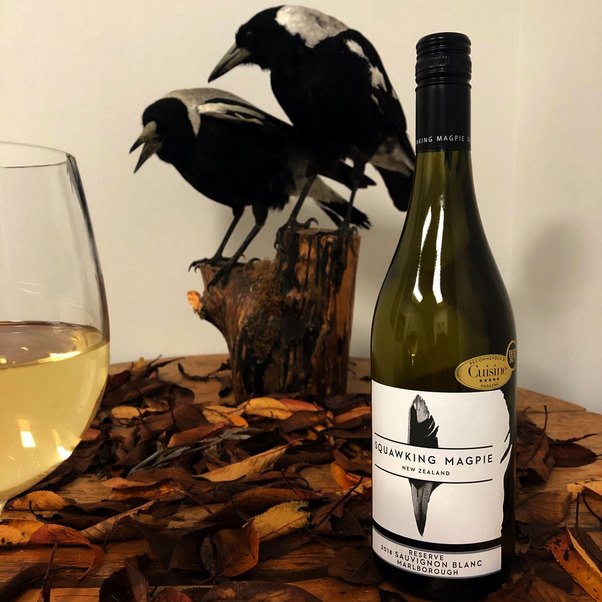 2018 Reserve Marlborough Sauvignon Blanc
The grapes used for this vintage have produced a powerful, mouth-filling wine with fresh acidity, ripe melon and lime flavours. Enjoy now or over the next 3 years
#internationalsauvignonblancday #sauvblancday #sauvblanc #squawkingmagpie