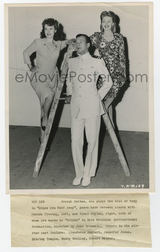 HollywoodComet's tweet photo. Rhonda Fleming was somewhere in the dance scene, but I haven't spotted her. She could be anyone, truthfully. Here's a publicity photo
#DDay75 #LetsMovie #TCMPaty https://t.co/LO852RXaQB