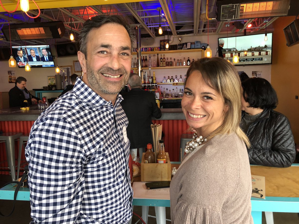 Amherst_Chamber's tweet photo. Good time @DeepSouthTaco in #Buffalo for #LunchMob! Happy #CincodeMayo! #ThursdayMotivation https://t.co/X1bhcFkkh7