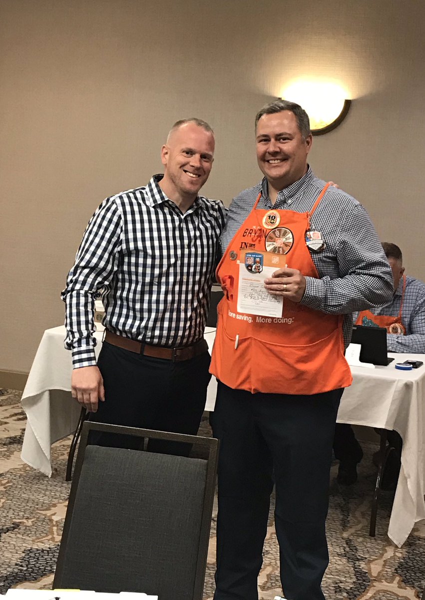RVP Chris Berg recognizing ASDS Bryan Cornelius (Roll Tide) for his awesome help today supporting the regional talent review event in Birmingham.  Bryan makes it look easy!! Thank you Bryan! <a href="/1sherredavis/">Sherre Davis-Hood</a> <a href="/HomeDepot0875/">@INvernessHD</a> @ChrisBergHD <a href="/ThdKelly/">MikeKellyTHD</a>