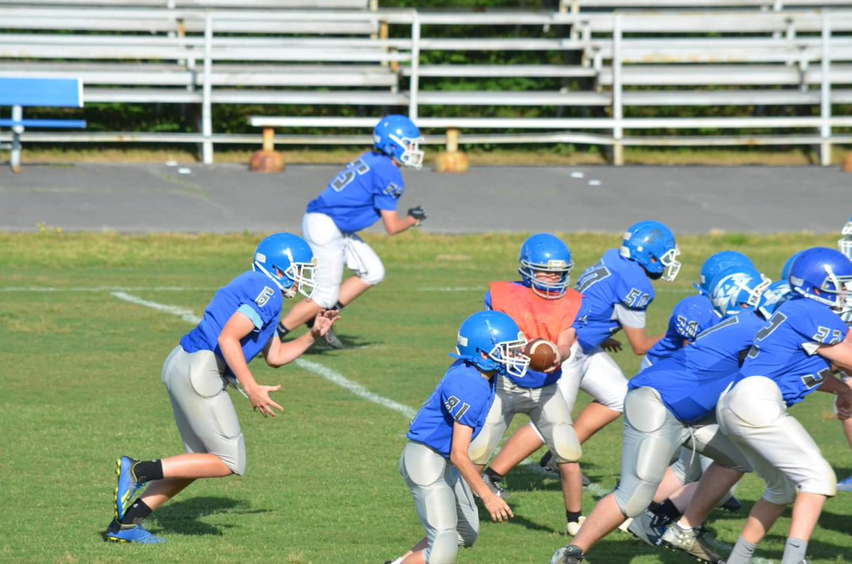 ArmucheeMiddleBoosters tweet media