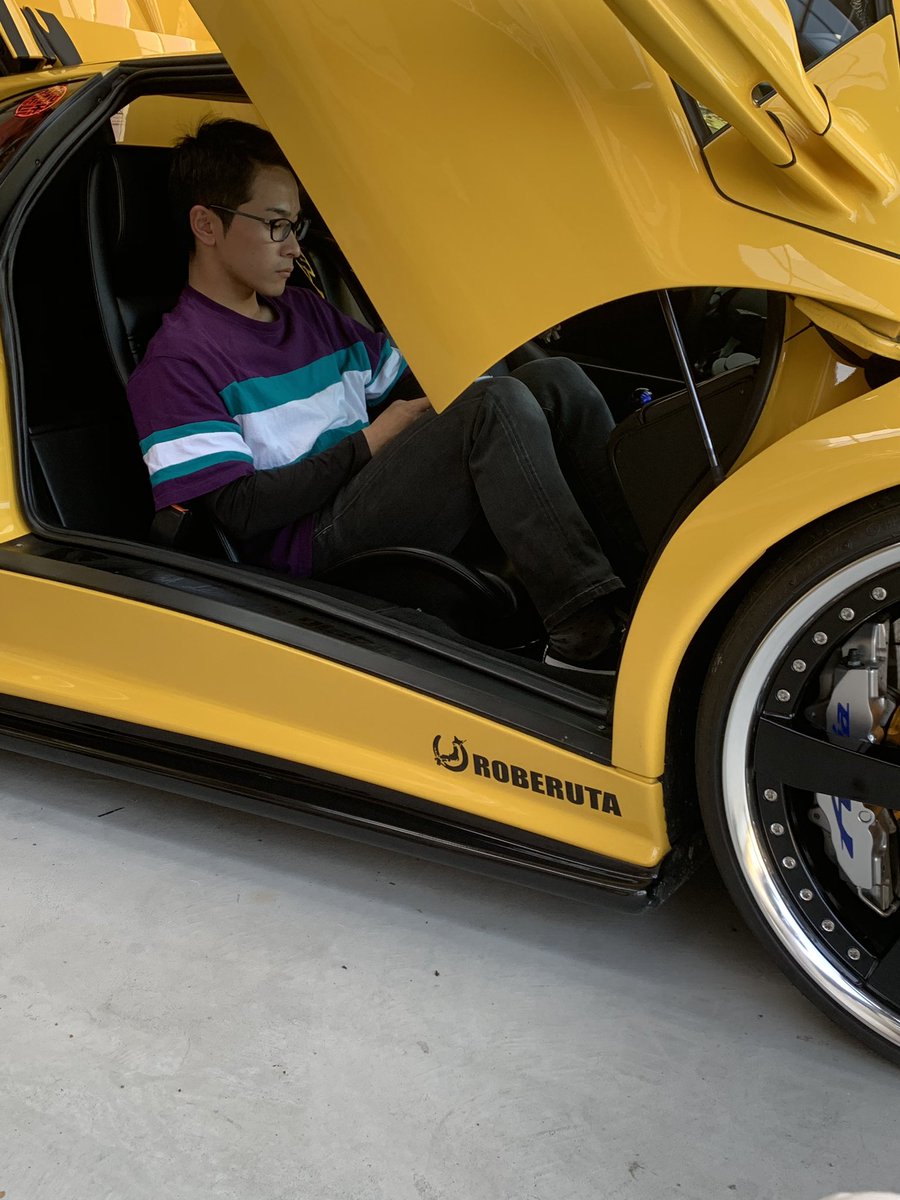 車中泊するそうです😅