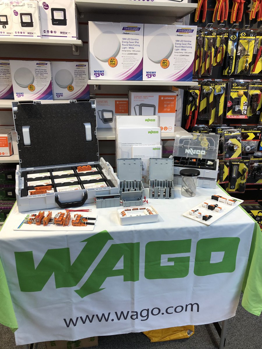 WAGO_Michelle's tweet photo. Breakfast Morning at Electric Center Boston!! Come and see our newest products! #WAGO #WeConnect #L32wiringcentre #221 #LBoxx https://t.co/hRw9BNUz7i