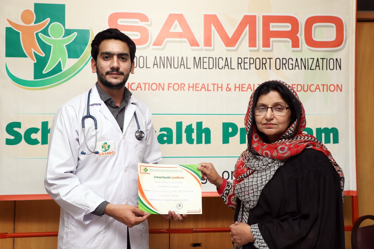 samrongo's tweet image. @SAMRO School Health Certificate presented to principle of HQ School System Shah Jamal Lahore on Health Activity conducted in school 
#samro#SamroSchoolHealthProgram #SchoolAnnualMedicalReportOrganization #StudentsHealthProgram #SchoolHealthProgramPakistan